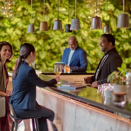 Hyatt Regency 5* Amsterdam