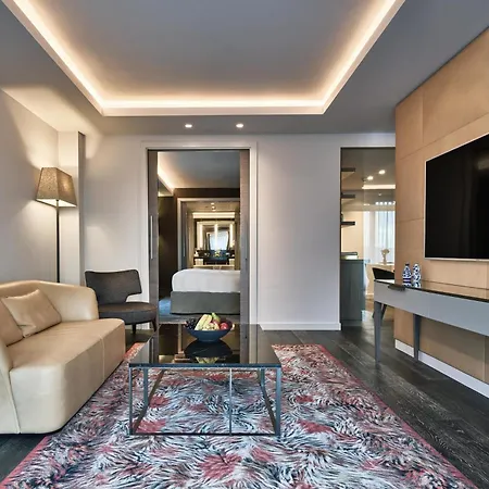 מלון Hyatt Regency 5*