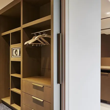 Hyatt Regency 5*