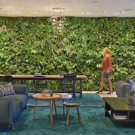 Hyatt Regency Szálloda 5*