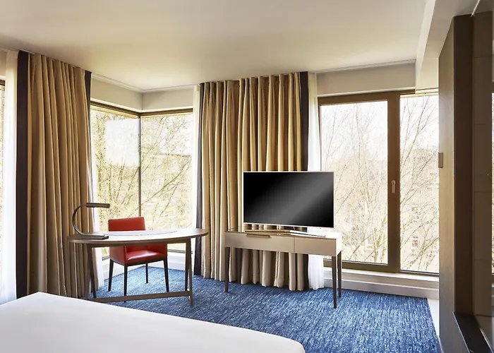 Hyatt Regency מלון