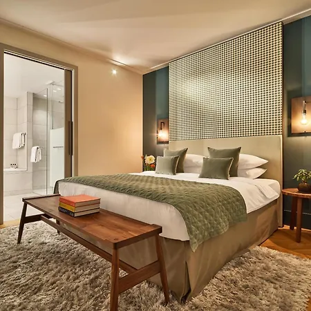 Hyatt Regency מלון 5*