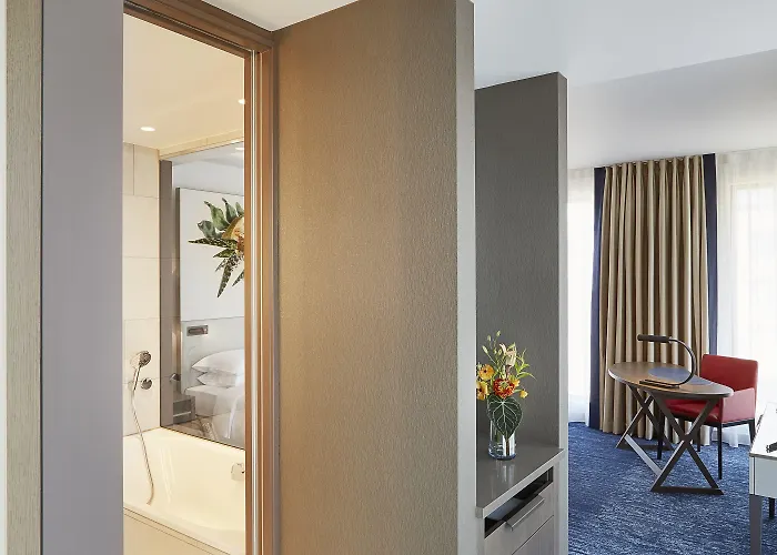 Hyatt Regency 5* אמסטרדם