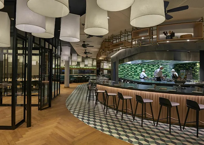 Hyatt Regency מלון